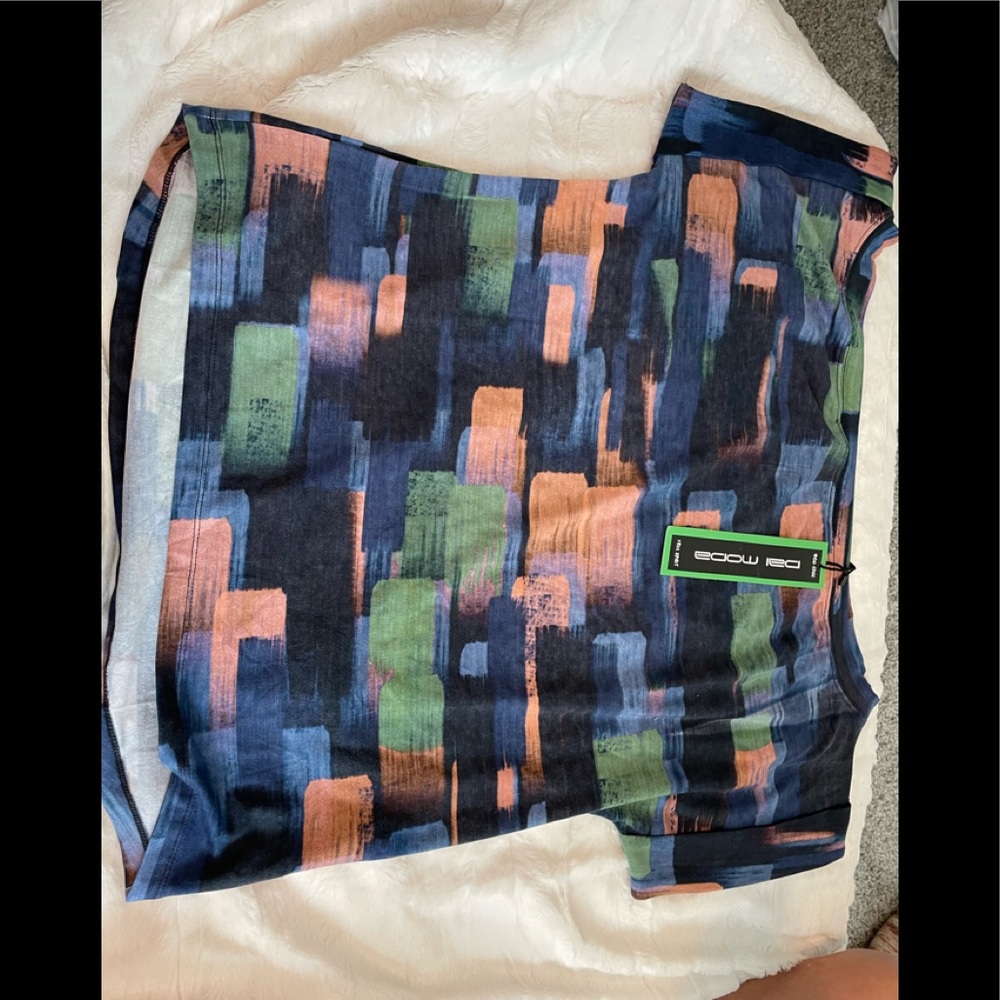 NWT top